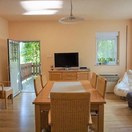 Ferienhaus Plattensee/Balaton Villa Szolad Екстериор снимка